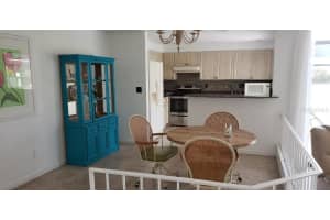 2713 HORSESHOE COURT, SARASOTA, FL 34235 Sold 02/14/25