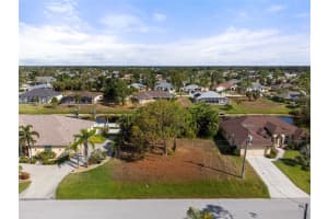 39 MARKER ROAD, ROTONDA WEST, FL 33947 Sold 11/30/24