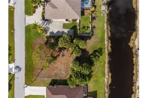 39 MARKER ROAD, ROTONDA WEST, FL 33947 Sold 11/30/24