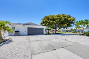 10305 SANDPIPER ROAD, BRADENTON, FL 34209 Sold 11/15/24