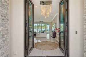 121 SEAGULL LANE, SARASOTA, FL 34236 Sold 08/15/25