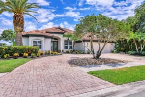 5705 OAKTON COURT, SARASOTA, FL 34233 Sold 11/25/24