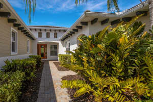 5209 LAKE OVERLOOK AVENUE, BRADENTON, FL 34208 - MLS#MFRA4613577