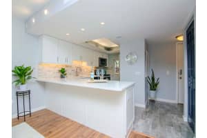 3361 CROSS CREEK DRIVE, SARASOTA, FL 34231 Sold 10/17/24