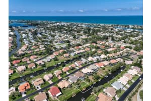 125 INLETS BOULEVARD, NOKOMIS, FL 34275 Sold 01/31/25