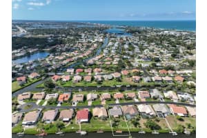 125 INLETS BOULEVARD, NOKOMIS, FL 34275 Sold 01/31/25