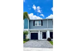 2922 GRAND KEMERTON PLACE, TAMPA, FL 33618 Sold 12/23/24
