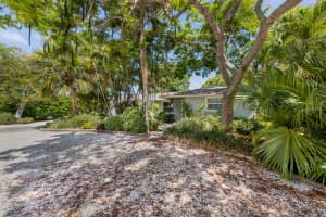 506 69TH STREET, HOLMES BEACH, FL 34217 - MLS#MFRA4613878