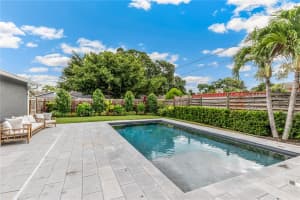 4727 FLATBUSH AVENUE, SARASOTA, FL 34233 Sold 09/13/24