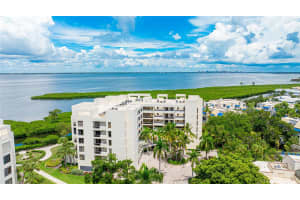 1930 HARBOURSIDE DRIVE, LONGBOAT KEY, FL 34228 Sold 09/25/24
