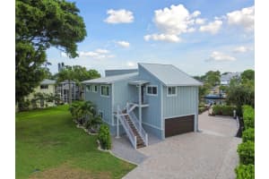 4343 POMPANO LANE, PALMETTO, FL 34221 Sold 04/03/25