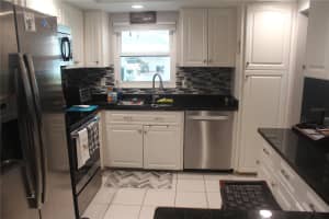 2323 WATERBLUFF PLACE, SARASOTA, FL 34231 Sold 06/27/25
