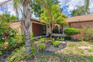 4332 PASADENA CIRCLE, SARASOTA, FL 34233 Sold 10/23/24
