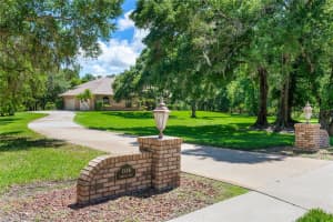 10006 CLUBHOUSE DRIVE, BRADENTON, FL 34202 Sold 12/10/24