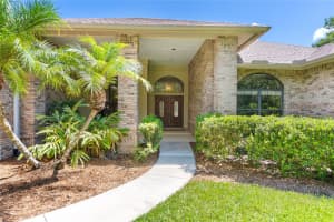 10006 CLUBHOUSE DRIVE, BRADENTON, FL 34202 Sold 12/10/24