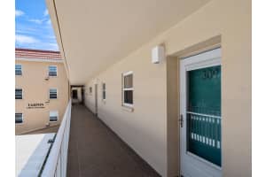 1350 PORTOFINO DRIVE, SARASOTA, FL 34242 Sold 10/31/24