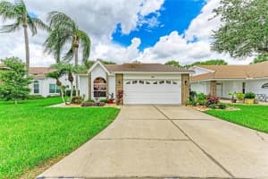 5834 GARDEN LAKES DRIVE, BRADENTON, FL 34203 Sold 11/15/24