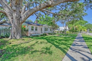 1910 MORRIS STREET, SARASOTA, FL 34239 Sold 04/01/25
