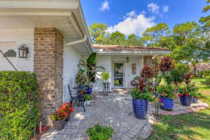 5728 GARDEN LAKES DRIVE, BRADENTON, FL 34203 Sold 07/26/24