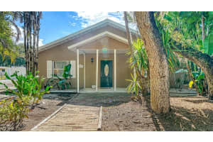1601 54TH AVENUE DRIVE, BRADENTON, FL 34203 Sold 02/13/25