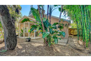 1601 54TH AVENUE DRIVE, BRADENTON, FL 34203 Sold 02/13/25