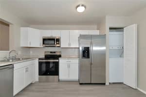 255 SHERWOOD DRIVE, BRADENTON, FL 34210 Sold 05/13/25