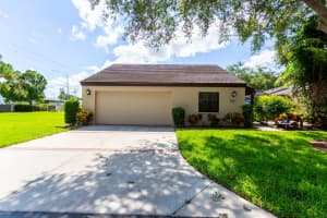 3830 GLEN OAKS MANOR DRIVE, SARASOTA, FL 34232 Sold 07/29/24