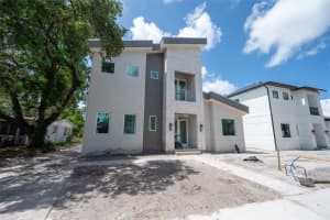 2446 FLOYD STREET, SARASOTA, FL 34239 - MLS#MFRA4614798