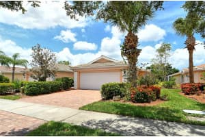 1960 BURGOS DRIVE, SARASOTA, FL 34238 Sold 08/05/24