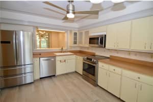 6101 34TH STREET, BRADENTON, FL 34210 Sold 07/22/25