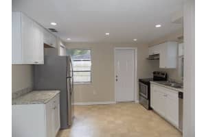 1031 CHARLOTTE AVENUE, SARASOTA, FL 34237 Sold 11/15/24