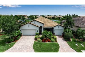 6462 WILLOWSHIRE WAY, BRADENTON, FL 34212 Sold 12/30/24