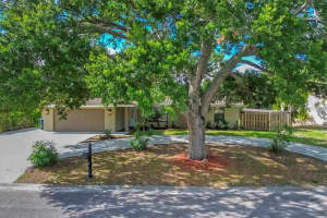 3028 LOCKWOOD LAKE CIRCLE, SARASOTA, FL 34234 Sold 09/25/24