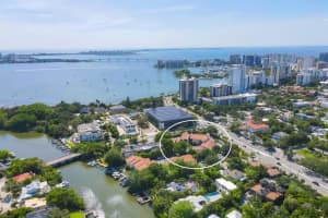 800 HUDSON AVENUE, SARASOTA, FL 34236 Sold 09/30/24