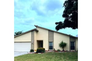 925 CYPRESS WOOD LANE, SARASOTA, FL 34243 Sold 11/26/24