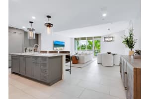 1035 SEASIDE DRIVE, SARASOTA, FL 34242 Sold 09/09/24