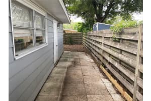 2825 SEQUOIA LANE, SARASOTA, FL 34237 Sold 03/10/25