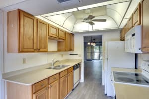 505 30TH AVENUE, BRADENTON, FL 34205 - MLS#MFRA4615108