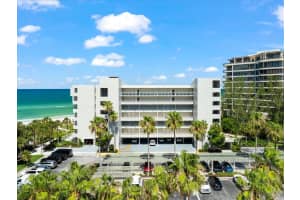 240 SANDS POINT ROAD, LONGBOAT KEY, FL 34228 Sold 04/30/25