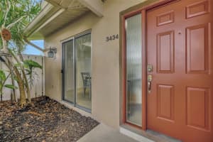 3434 TALLYWOOD LANE, SARASOTA, FL 34237 Sold 01/27/25