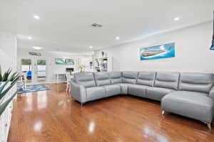 MLS# MFRA4615270, Sarasota, Florida 34239