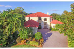 738 MACEWEN DRIVE, OSPREY, FL 34229 Sold 01/31/25