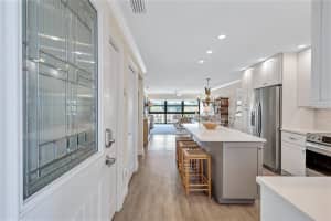 110 VISTA HERMOSA CIRCLE, SARASOTA, FL 34242 Sold 08/20/24