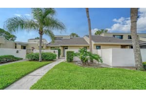 2653 GREENBELT YARD #M2, SARASOTA, FL 34235 Sold 02/24/25