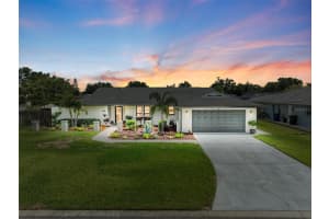 4396 PASADENA CIRCLE, SARASOTA, FL 34233 Sold 10/01/24