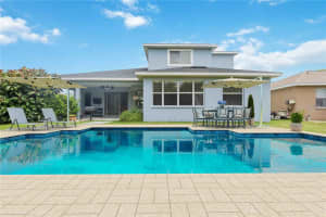 10910 WATER LILY WAY, LAKEWOOD RANCH, FL 34202 Sold 01/14/25