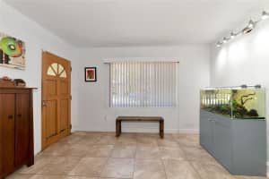 2050 BOUGAINVILLEA STREET, SARASOTA, FL 34239 Sold 09/20/24