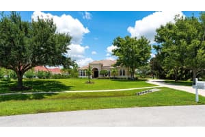 8304 WISTERIA PLACE, BRADENTON, FL 34202 Sold 10/15/24