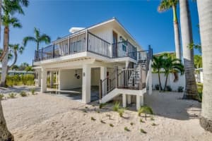 214 64TH STREET, HOLMES BEACH, FL 34217 Sold 05/16/25