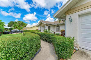 4033 PRO AM AVENUE, BRADENTON, FL, FL 34203 Sold 11/01/24